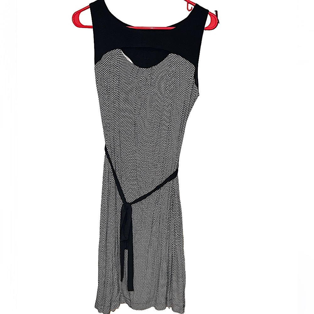 New York & Company Black and white checkered Stetch Dress sz MD